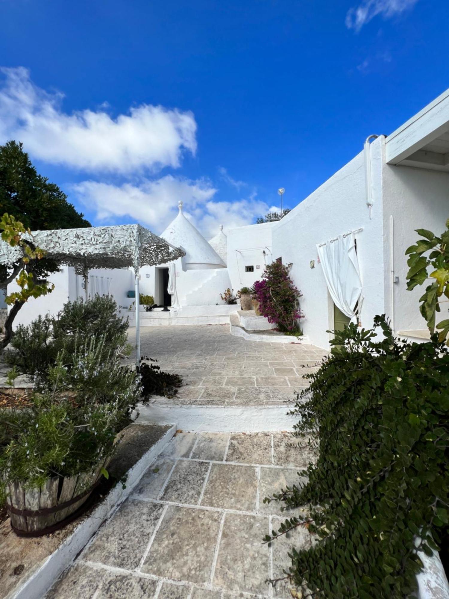 Syconium Trullo And Lamia Gea Charme And History Hotel ออสตูนี ภายนอก รูปภาพ