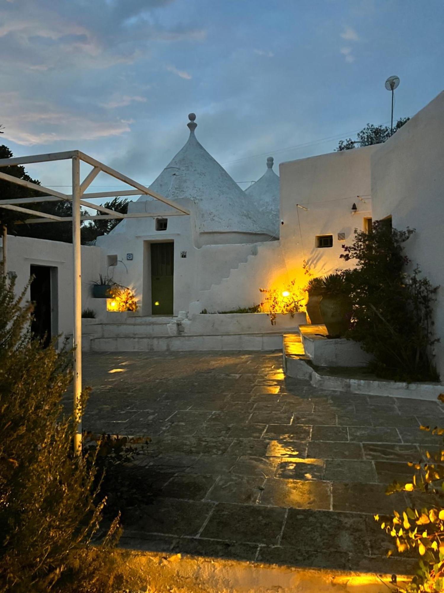 Syconium Trullo And Lamia Gea Charme And History Hotel ออสตูนี ภายนอก รูปภาพ