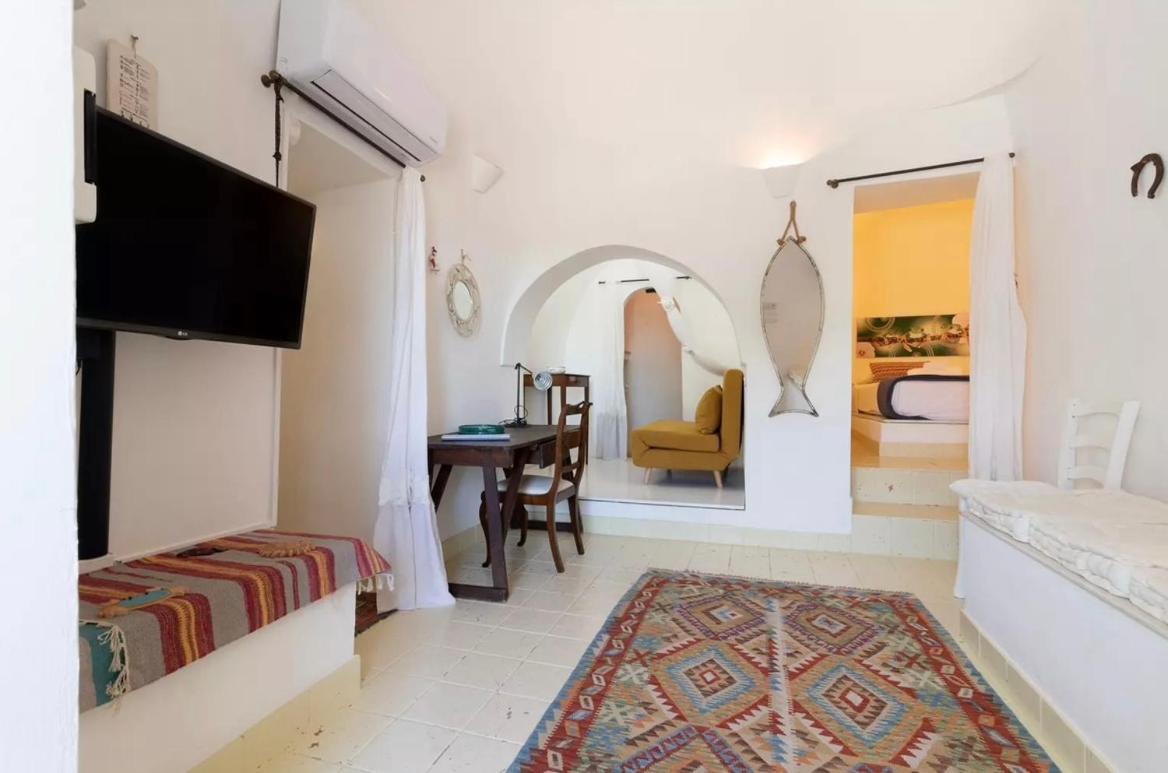 Syconium Trullo And Lamia Gea Charme And History Hotel ออสตูนี ภายนอก รูปภาพ